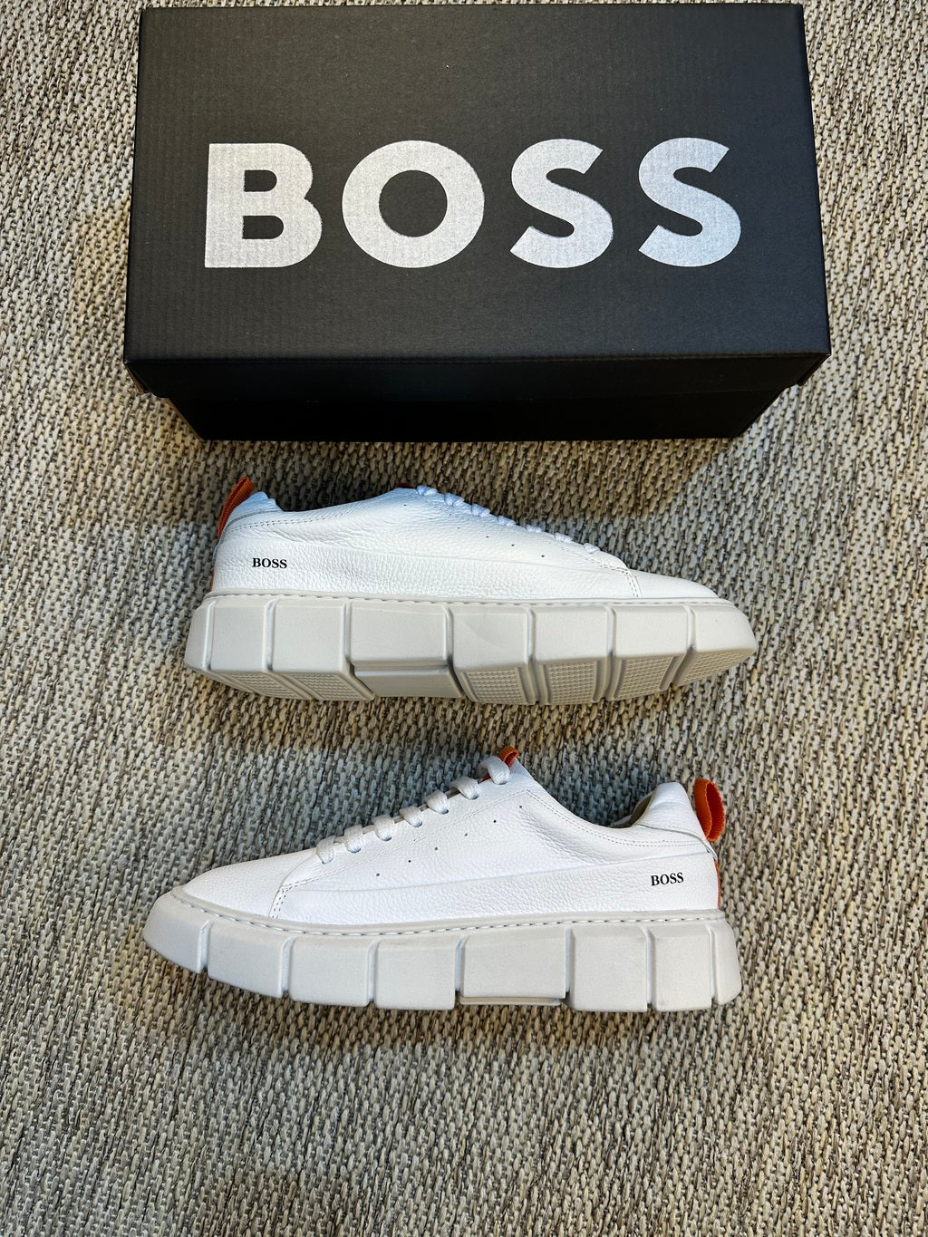 Boss Essential Trail Sneakers + Exklusivem Geschenk